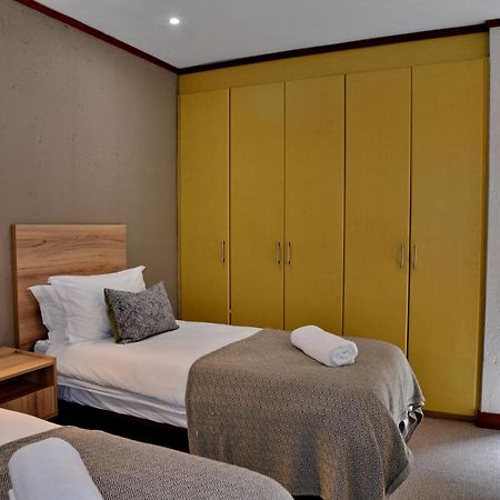 Anew Hotel Ocean Reef Zinkwazi Bagian luar foto